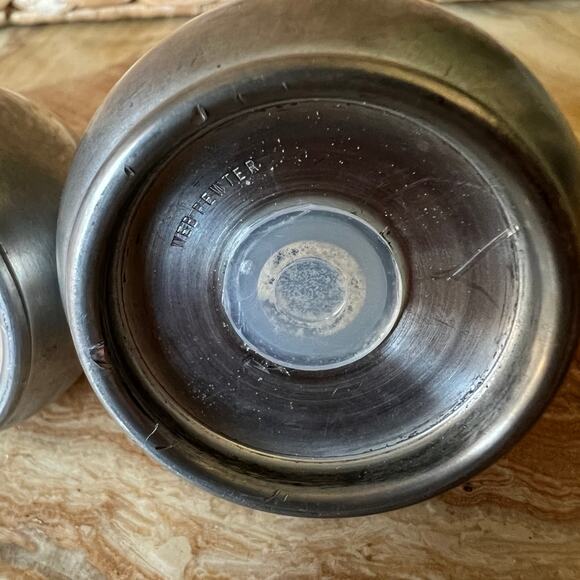 Pewter Apple and pear salt and pepper shakers - Picture 2 of 6